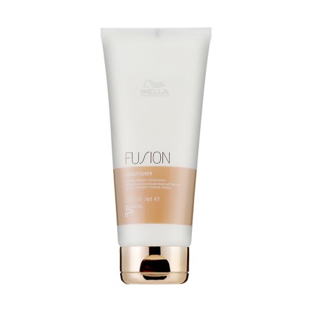 Intensive revitalizing conditioner Wella Professionals Fusion Intensive Restoring Conditioner